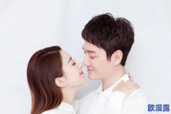 吃两个奶头又翘,这种现象引发了网友们的热议,大家纷纷表达对这种行为的看法和态度 吃两个奶头又翘,这种现象引发了网友们的热议,大家纷纷表达对这种行为的看法和态度